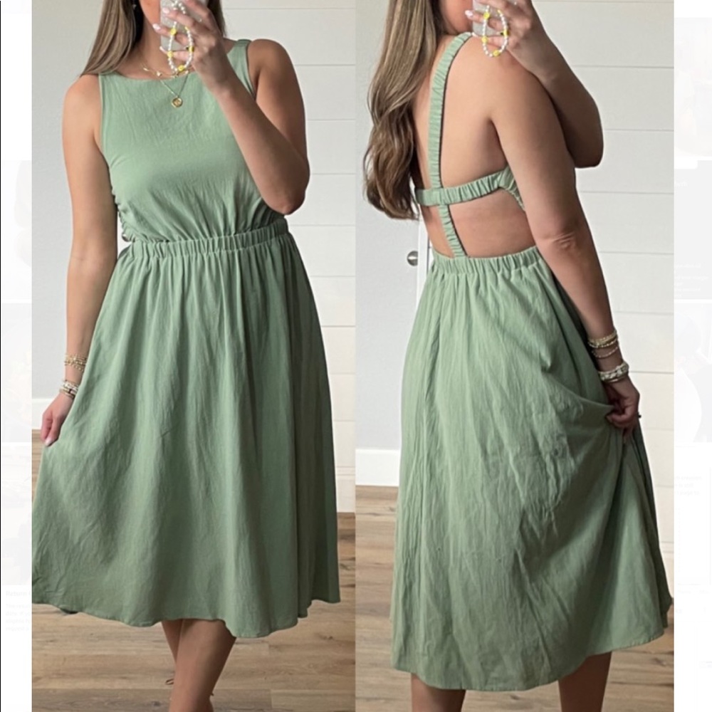NWT Tallulah Whirlwind Midi Dress - Large